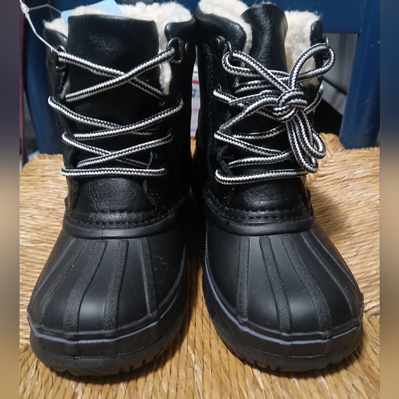 NWT Kid's London Fog Snow Boots - Picture 2 of 8